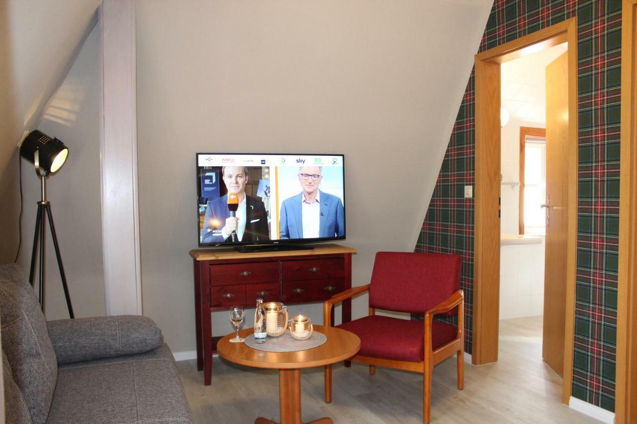 Ferien- Und Wellnesshotel Waldfrieden Hitzacker Exterior foto